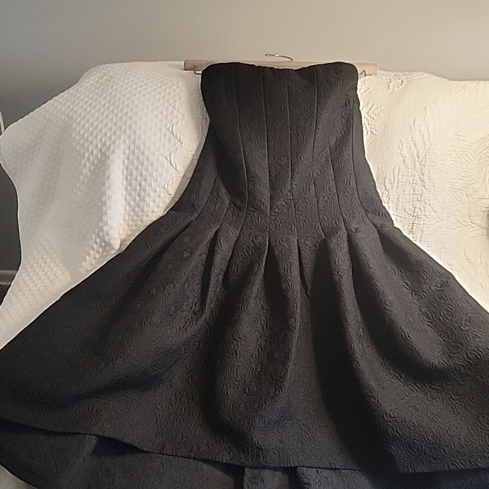 Strapless black dress sz small  Pleated Asymmetrical prom bridesmaid formal